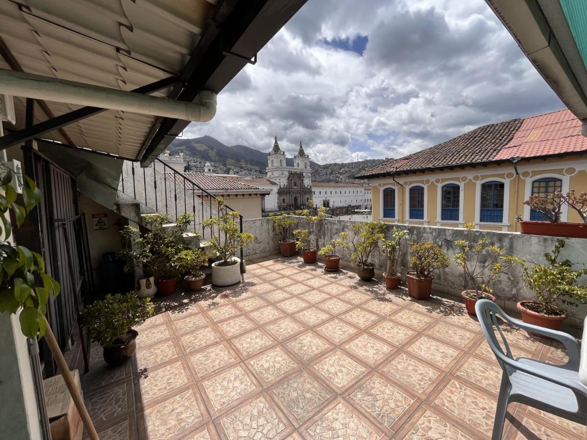 Hostal Benalcazar Quito Exteriér fotografie